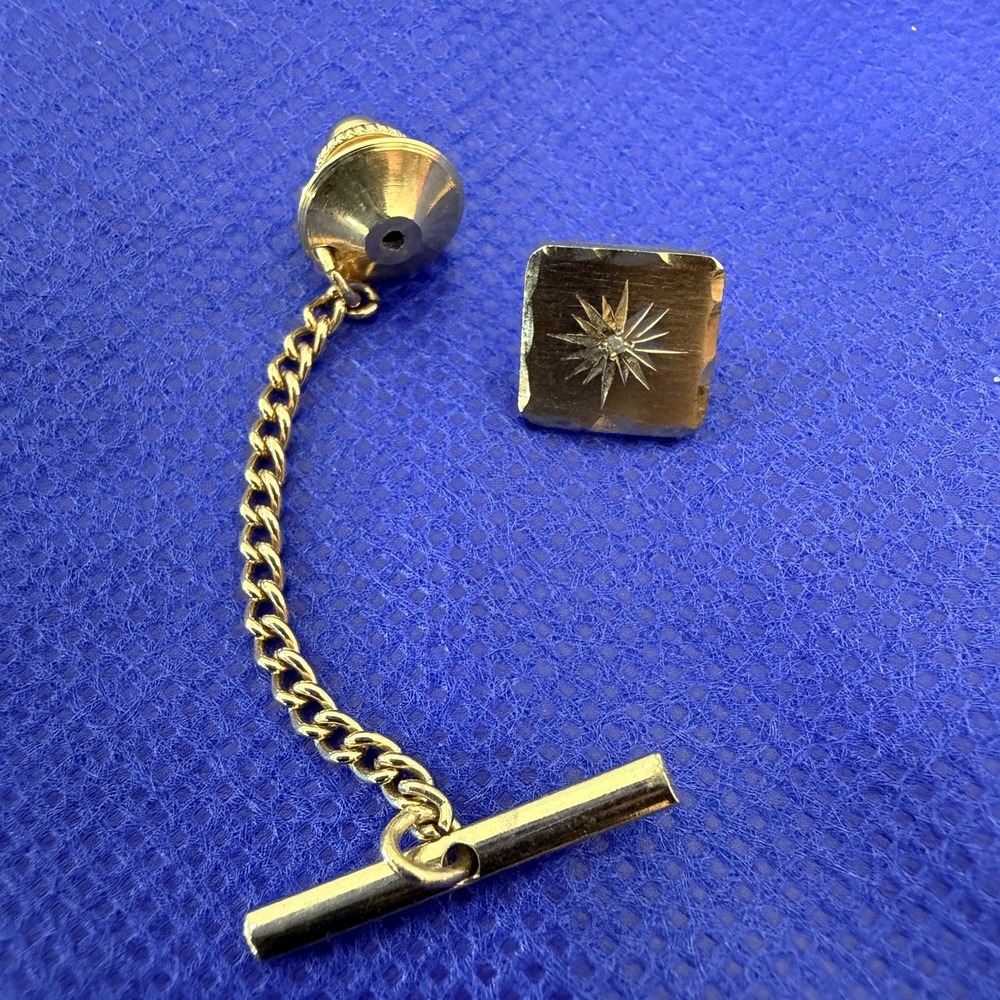 VTG Gold Tone Square Starburst Tie Tack Pin Mens Chain T Bar MCM Rhinestone EUC
